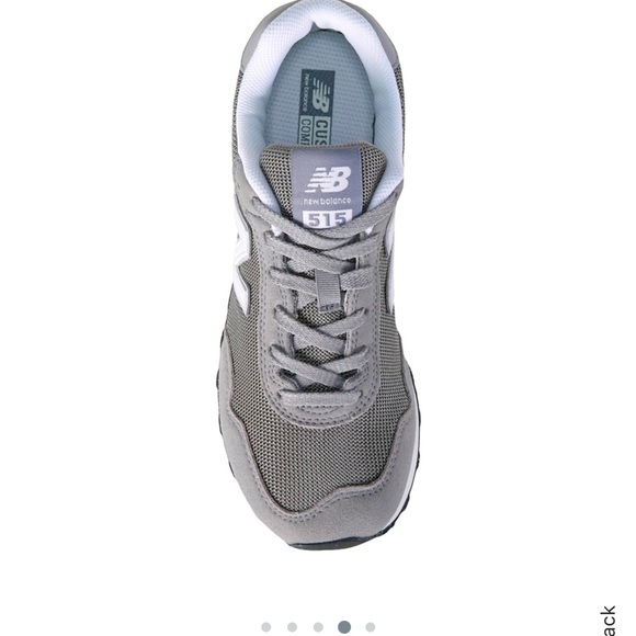 NWOT New Balance Women's 515 Retro Sneaker - Picture 2 of 11